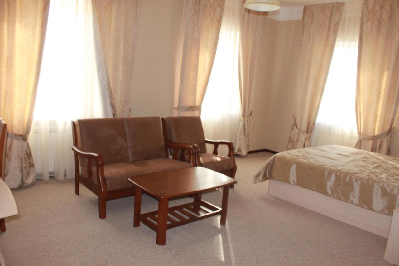 Hotel Laeti-Zhaiyk Atyraū Quarto foto